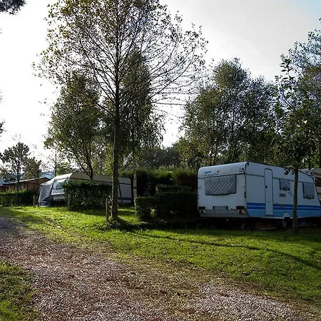 Camping Playa Otur אתר קמפינג *
